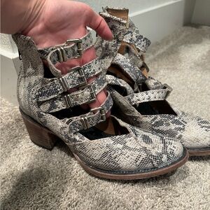 Freebird Felicity size 8